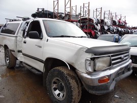 1997 TOYOTA T100 WHITE XTRA CAB 3.4L AT 4WD Z19479